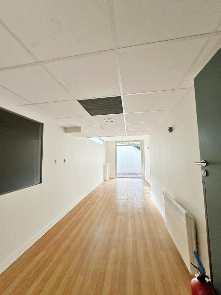 Bureau Paris 100m² Vente bureau Paris OVBUR2532256 4